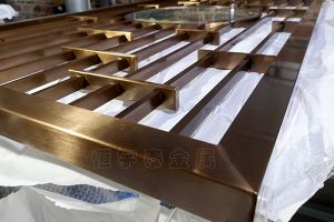 佛山不銹鋼屏風(fēng)加工廠家，【恒宇泰金屬】激光切割加工優(yōu)點(diǎn)很多