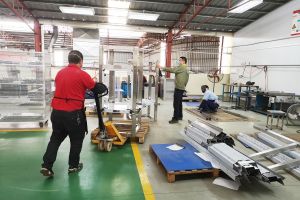 不銹鋼激光切割加工廠(chǎng),五秒出樣優(yōu)品率高-[恒宇泰]