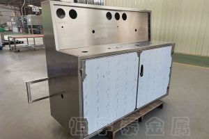 如何應對鈑金機箱在空氣中發(fā)生氧化的技巧