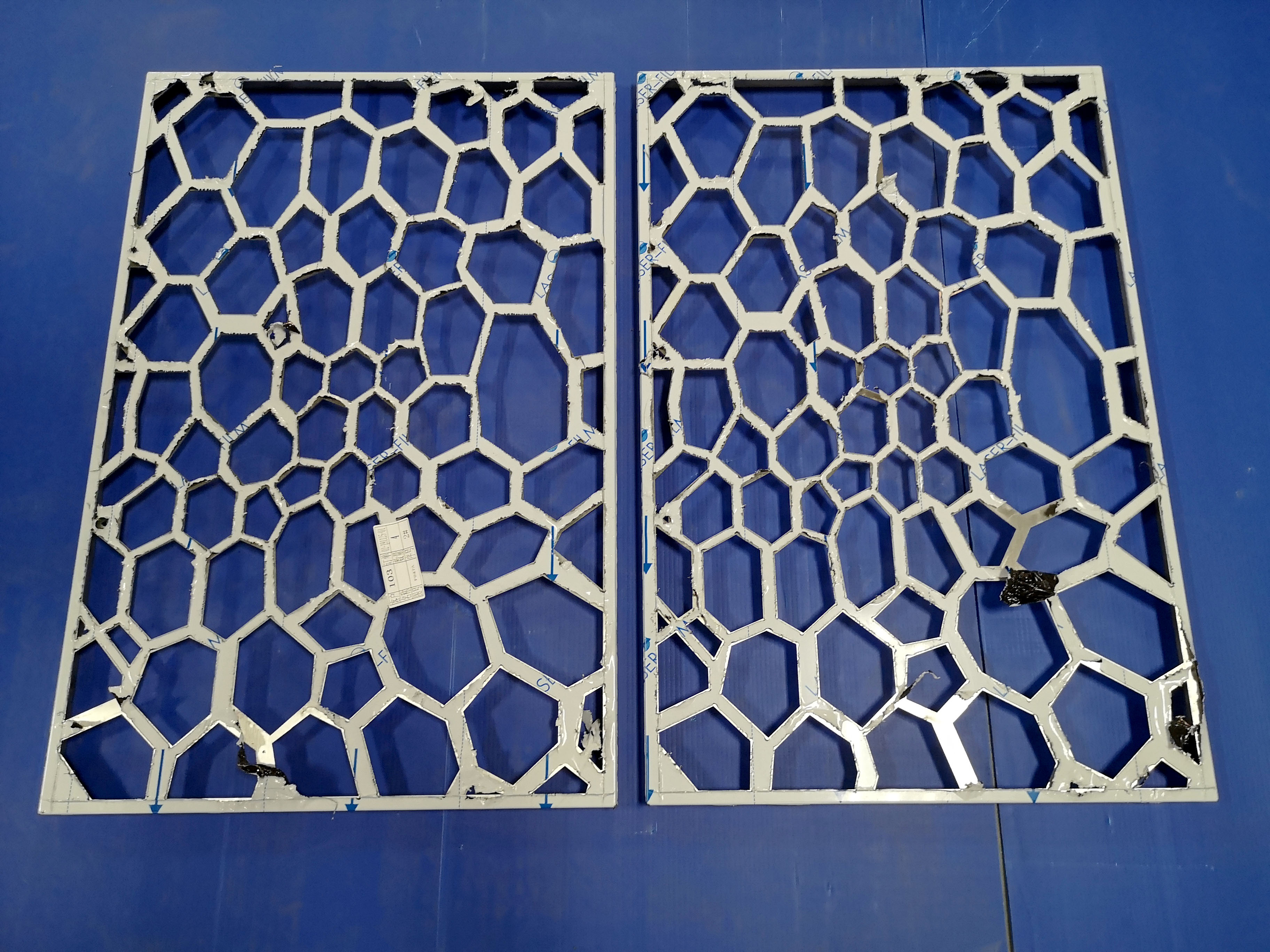 激光切割不銹鋼能否實現(xiàn)帶膜加工