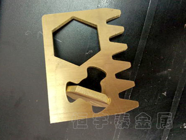 鈑金加工中應(yīng)該如何確定激光切割時(shí)點(diǎn)位？