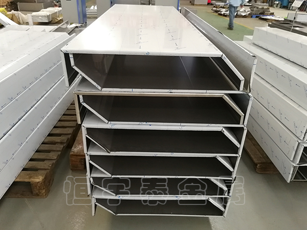 不銹鋼加工折彎的注意事項(xiàng)