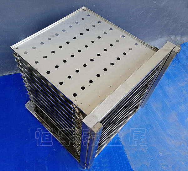 深孔鈑金加工出現(xiàn)孔徑變小的解決方案