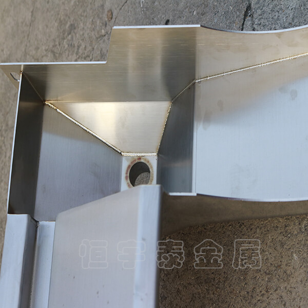 焊接加工 分享焊接加工時相關(guān)的焊接規(guī)范