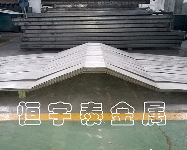 簡(jiǎn)析鈑金加工下料的方式