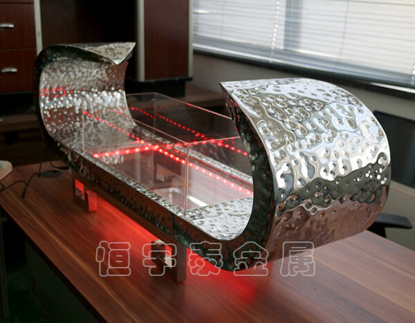 不銹鋼加工中鈑金件的折彎工序怎樣進行