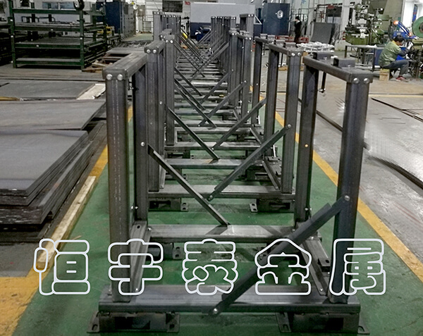 進行不銹鋼加工時 使用角鋼作為不銹鋼制品