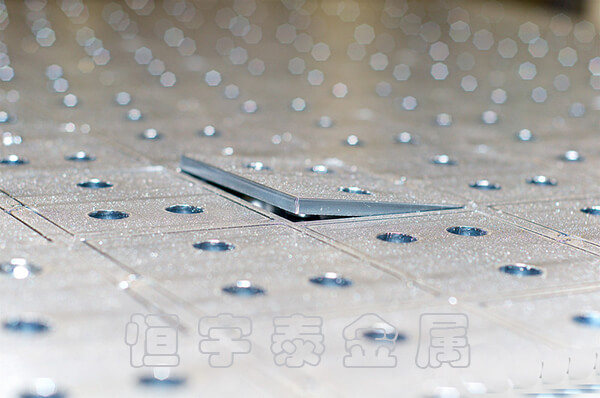 鈑金激光切割薄壁與不銹鋼管切管的方法