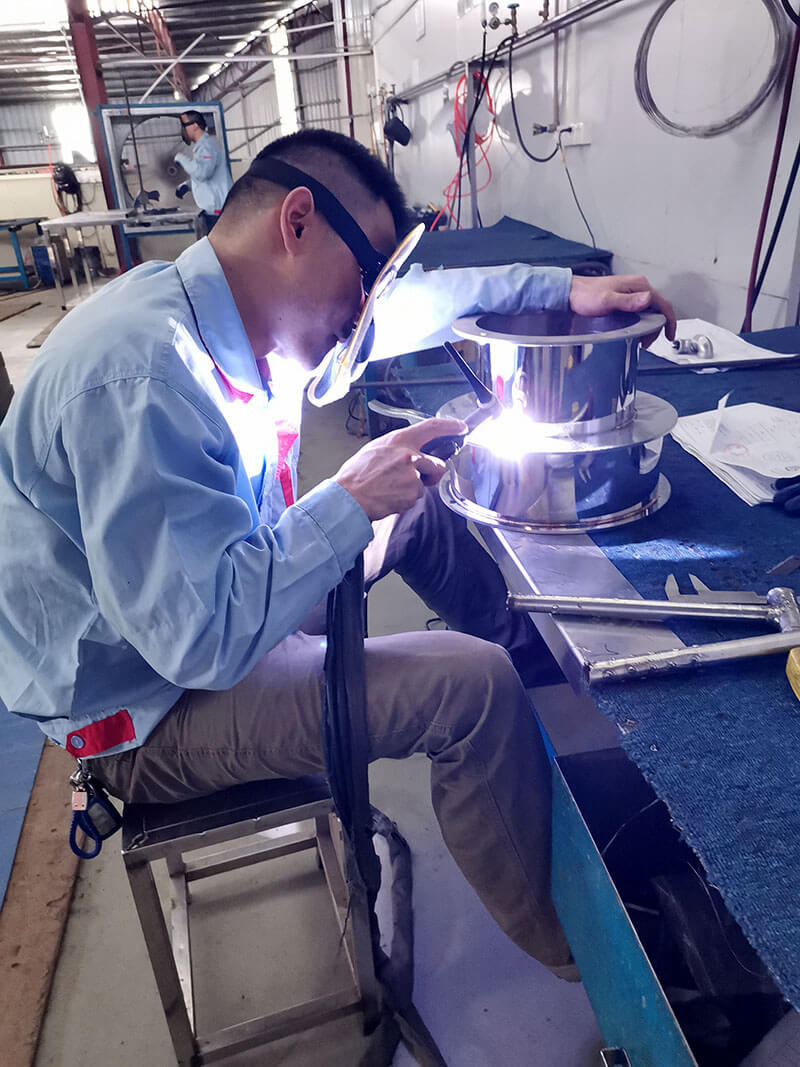 在寒冷的冬季 焊接的控制方法是什么