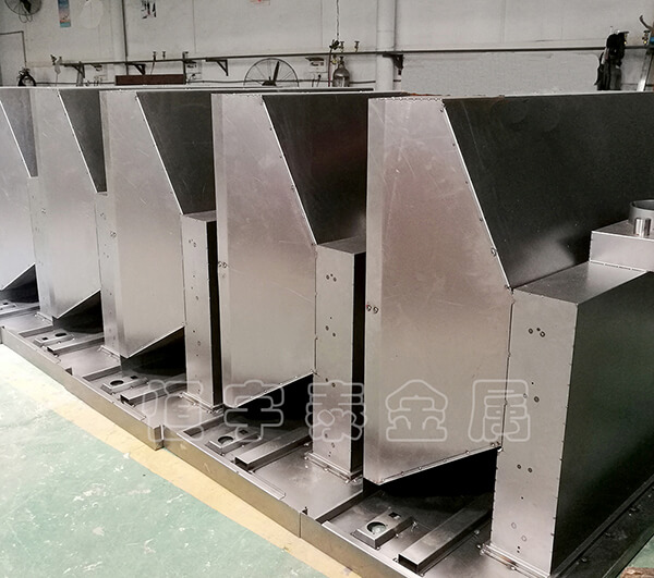 探討鈑金制造過(guò)程中的獨(dú)特性質(zhì)